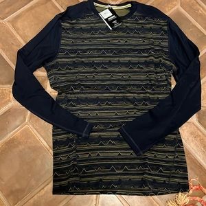Smartwool men’s Marino base layer pattern crew. Size L